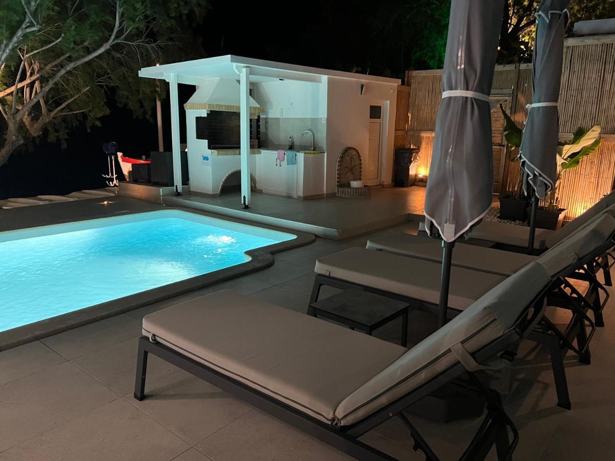 Villa Nikkon Luxury Living Arvi  Esterno foto